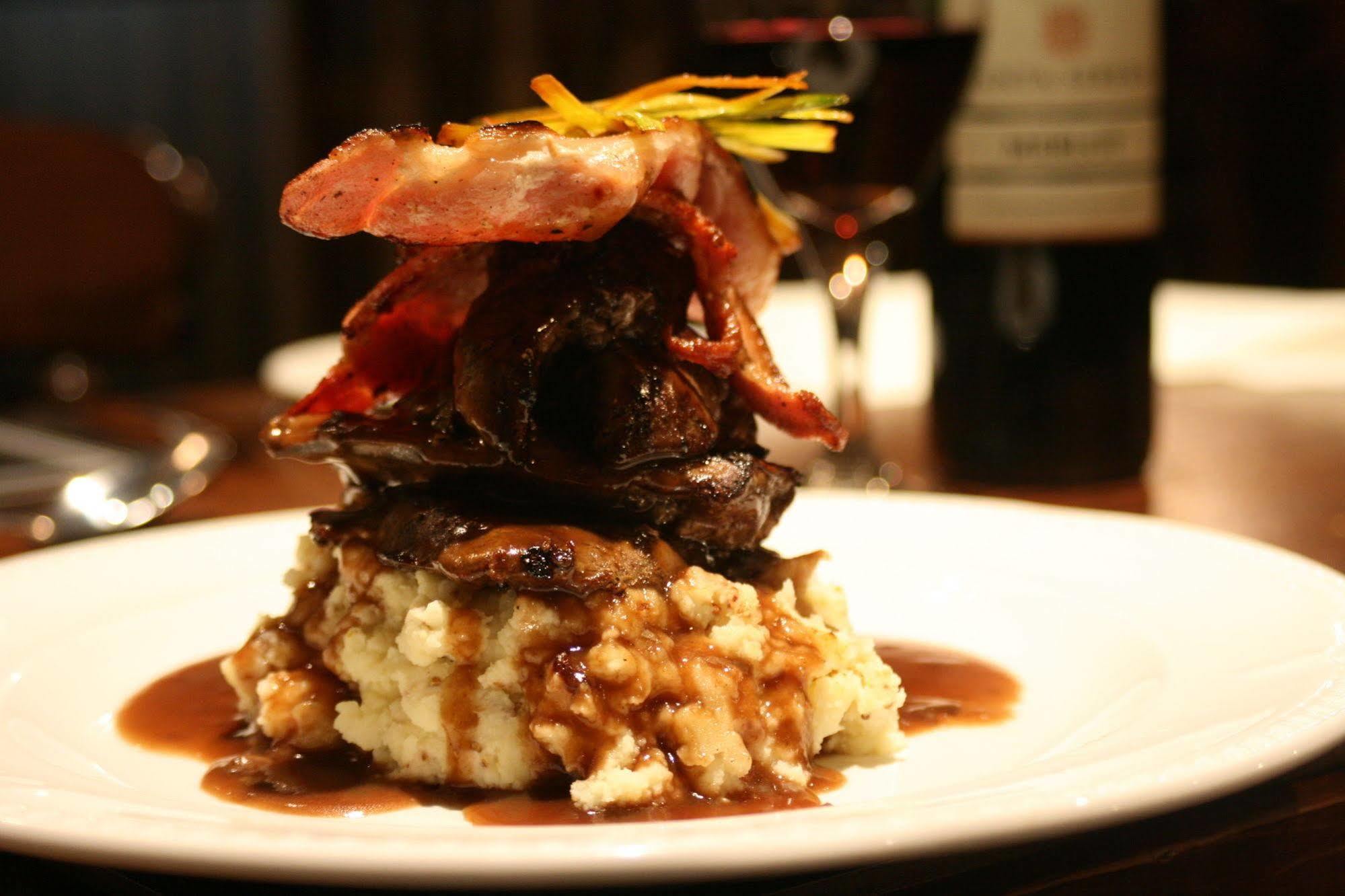 The Town & Country Lodge Dundry エクステリア 写真