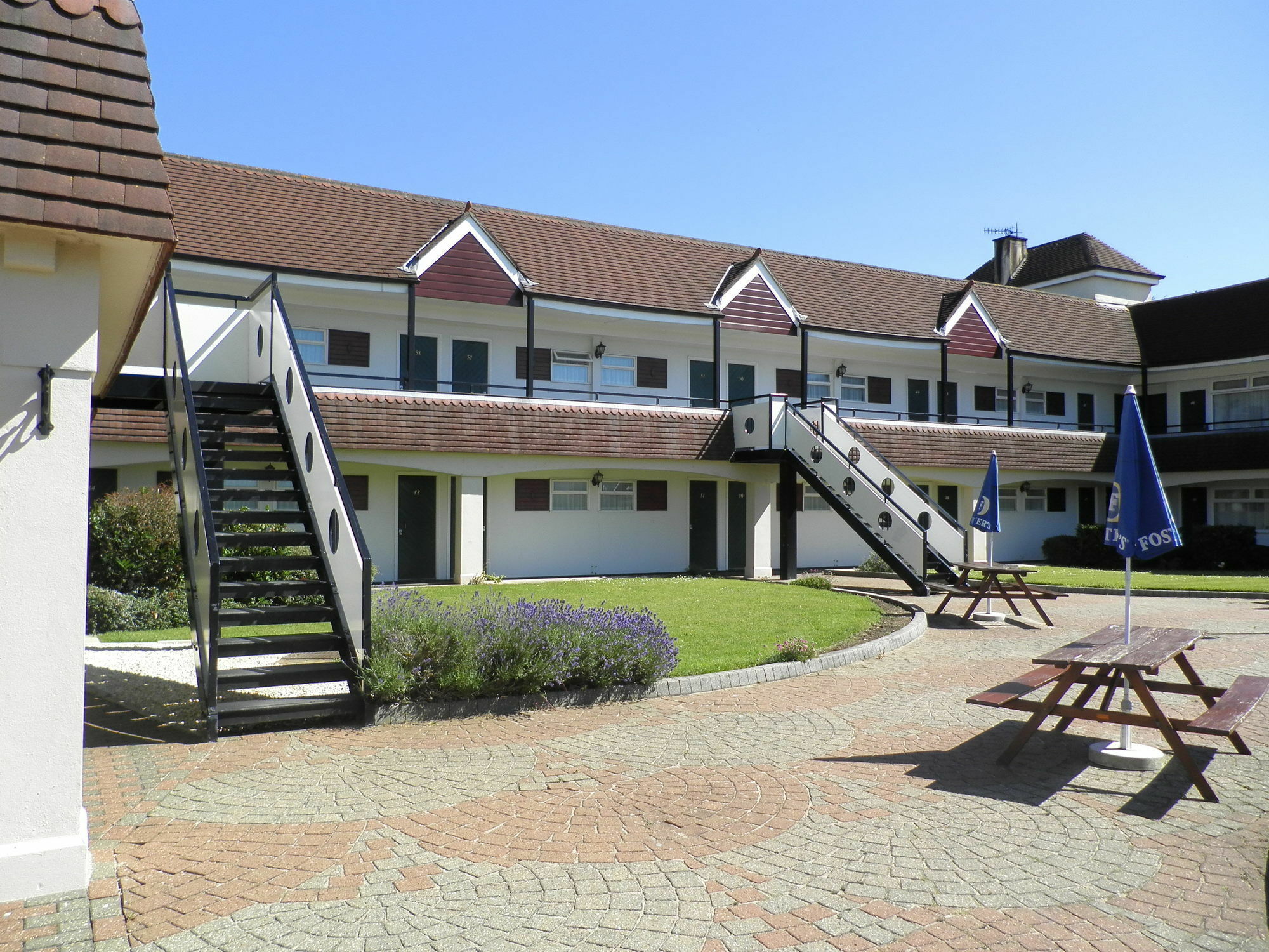 The Town & Country Lodge Dundry エクステリア 写真